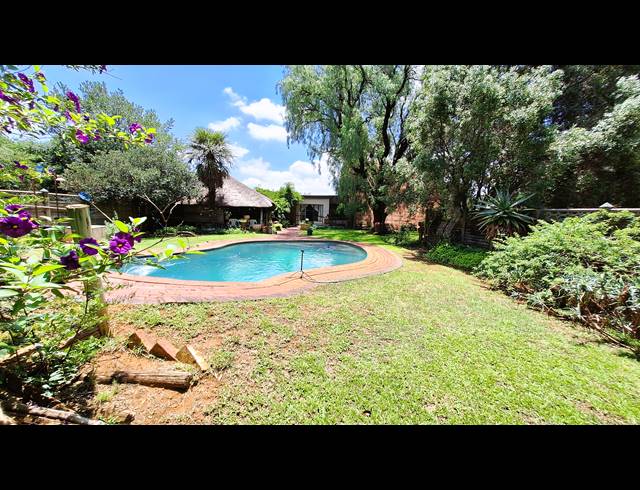 2.30HA SMALLHOLDING FOR SALE IN THEOVILLE